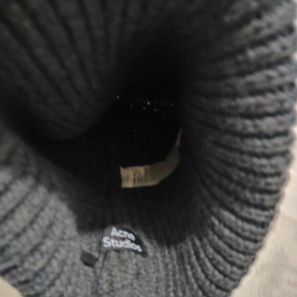 Acne Studios Folded Cuff Cozy Knit Black Beanie main image 4